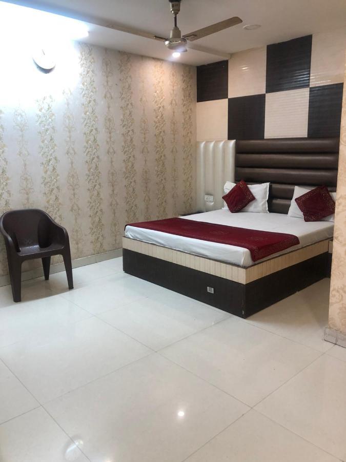 Hotel Robin Inn Amritszár Kültér fotó