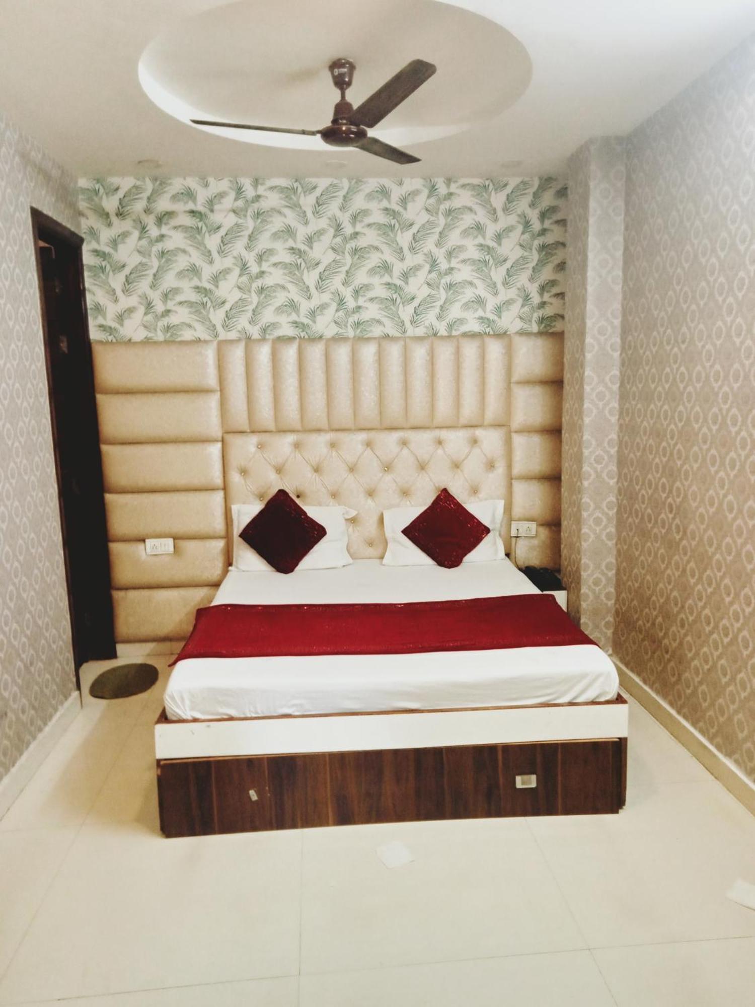 Hotel Robin Inn Amritszár Kültér fotó