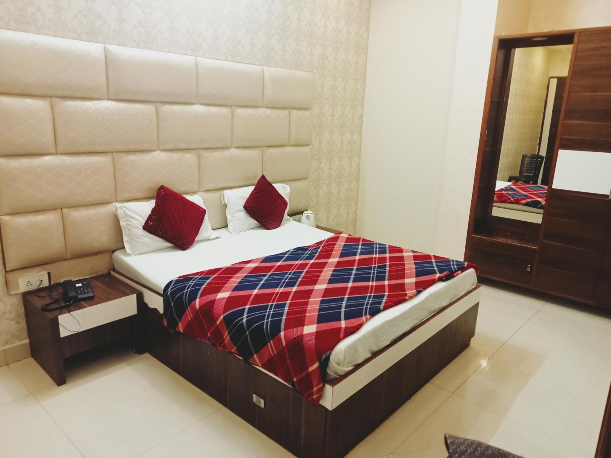 Hotel Robin Inn Amritszár Szoba fotó